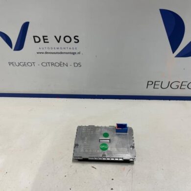 Peugeot 508  Wireless charger 2024 9833986680-9850672380