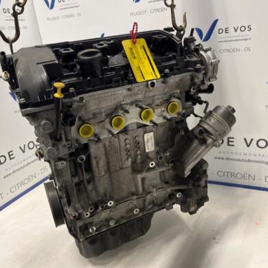 Peugeot 208 1.4 16V Motor 8FP-8F01 2012 0135QZ