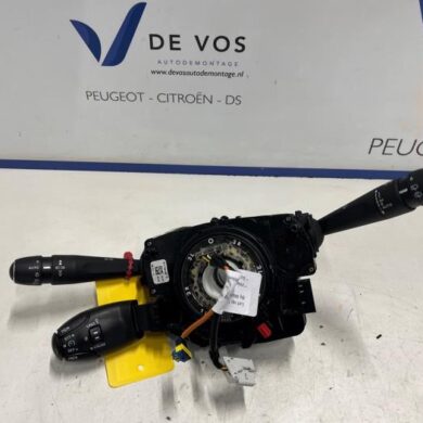 Peugeot 308 1.2 12V e-THP PureTech 110 Steering column stalk 2018 98180644ZD