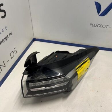 Peugeot 408 1.2 12V PureTech 130 Achterlicht rechts 2023 9835230880