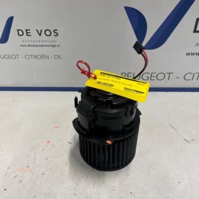 Peugeot 408 1.2 12V PureTech 130 Kachel Ventilatiemotor 2023 9837609380