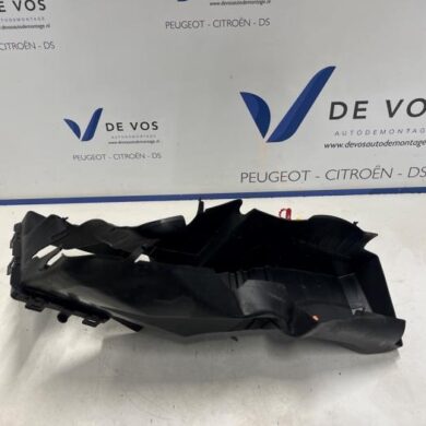 Peugeot 508  Air funnel 2024 9848832780