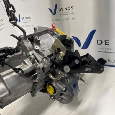 Opel Mokka 1.5 CDTi 16V Gearbox YHS-YH01 2024 1637848780-1637848880 20V253