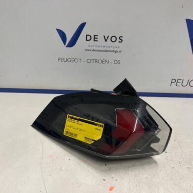 Peugeot 2008 e-2008 50 kWh Taillight, left 2021 9838190580