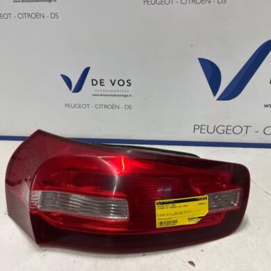 Citroen C4 Picasso 1.6 16V VTi 120 Taillight, left 2014 9676120780