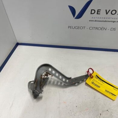Peugeot 108 1.0 12V Bonnet Hinge 2015 B000831380