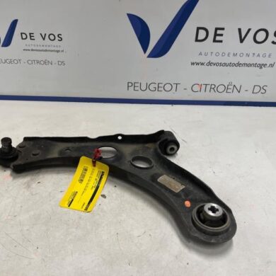 Peugeot 208 1.2 Vti 12V PureTech 75 Querlenker links vorne 2022 9857903080