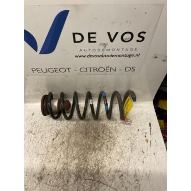 Peugeot 5008 1.6 THP 16V Schroefveer achter 2010 5102Z7