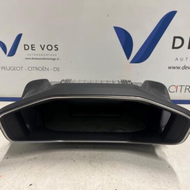 Peugeot 2008 e-2008 50 kWh Odometer KM 2021 9847841380