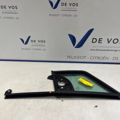 Opel Combo 1.5 CDTI 100 Dreieckfenster links vorne 2021 9818042280