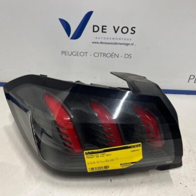 Peugeot 208 1.2 Vti 12V PureTech 100 Achterlicht links 2021 9823216880