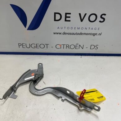 Opel Corsa 1.5 CDTI 100 Bonnet Hinge 2022 9823211680