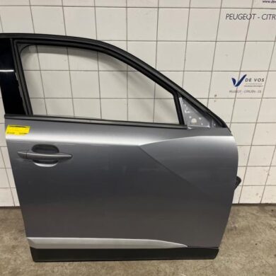 Peugeot 2008 e-2008 50 kWh Front door 4-door, right 2021 9832522180