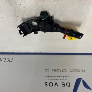 Peugeot 108 1.0 12V Steering column stalk 2015 B000796580