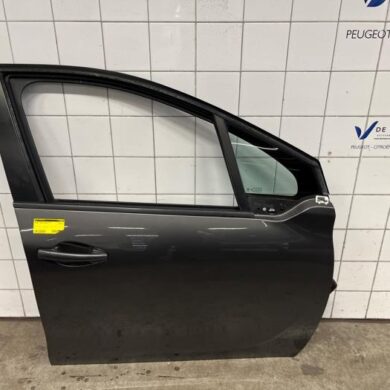 Peugeot 208 1.2 Vti 12V PureTech 82 Tür 4-türig rechts vorne 2018 9807820680