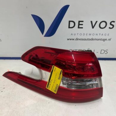 Peugeot 308 1.5 BlueHDi 100 Taillight, left 2020 9678093980