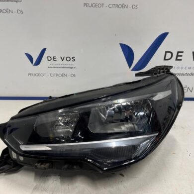 Opel Corsa 1.5 CDTI 100 Headlight, left 2022 9829465580