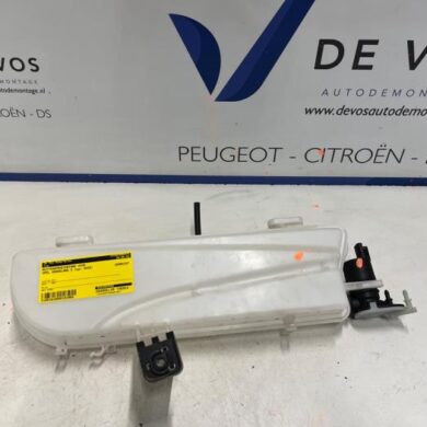 Opel Grandland X 1.2 Turbo 12V Hybrid 136 Front windscreen washer reservoir 2025 9853953580