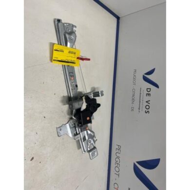 Peugeot 5008 1.6 BlueHDi 115 Fenstermechanik 4-türig links hinten 2016 1607675380