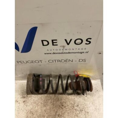 Peugeot Partner 1.6 HDI 90 16V Schroefveer achter 2009 5102Z5