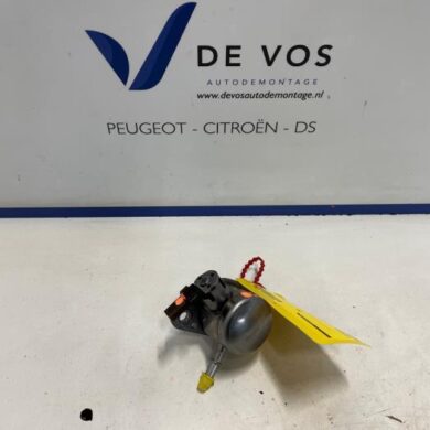 Peugeot 208 1.2 Hybrid 136 Mechanical fuel pump HN09 2025 9841157780