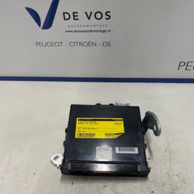Peugeot 108 1.0 12V Start/Stop computer CFB 2015 B000966480