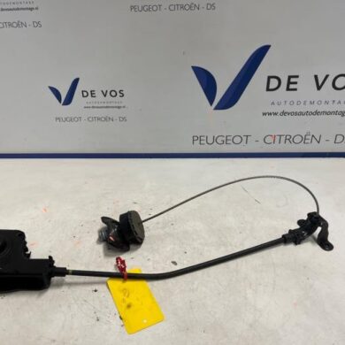 Peugeot 5008 1.2 12V e-THP PureTech 130 Hefmechniek Reservewiel 2018 9810677780
