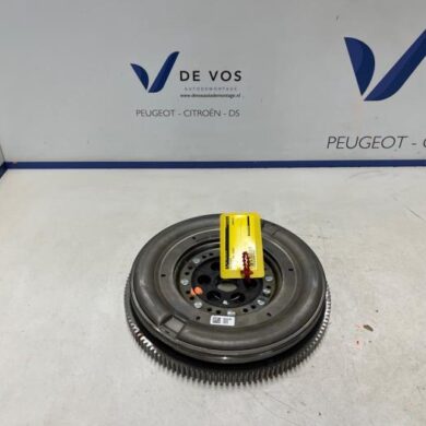 Peugeot 208 1.2 Hybrid 136 Flywheel HN09 2025 9832497480