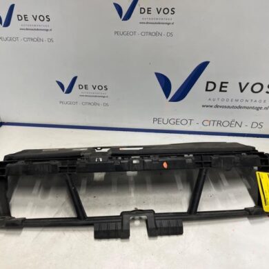 Peugeot 308 1.5 BlueHDi 100 Frontpaneel 2020 9817230780