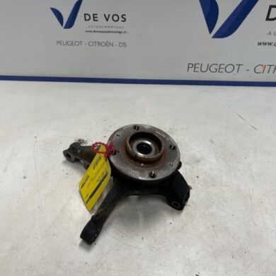 Opel Corsa 1.5 CDTI 100 Knuckle, front right 2022 9826877980