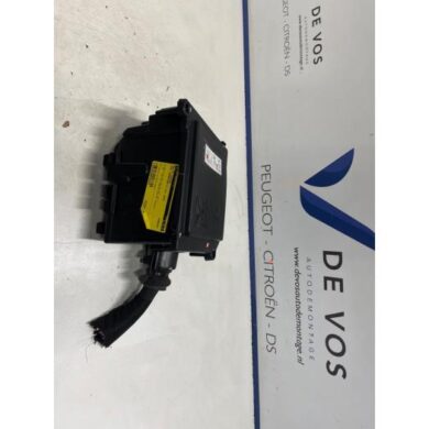 Opel Grandland X 1.2 Turbo 12V Hybrid 136 Relay holder 2025