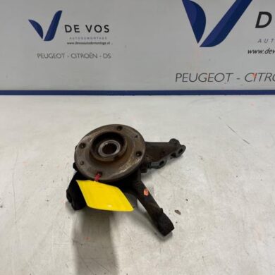Peugeot 208 1.2 Vti 12V PureTech 100 Knuckle, front left 2021 9826878080