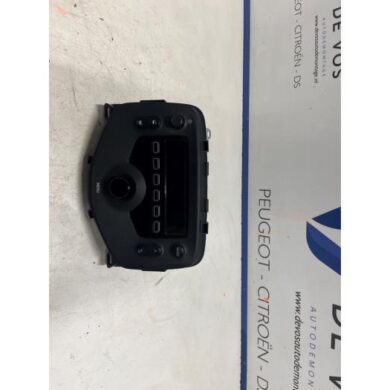 Peugeot 108 1.0 12V Radio 2015 B000792480
