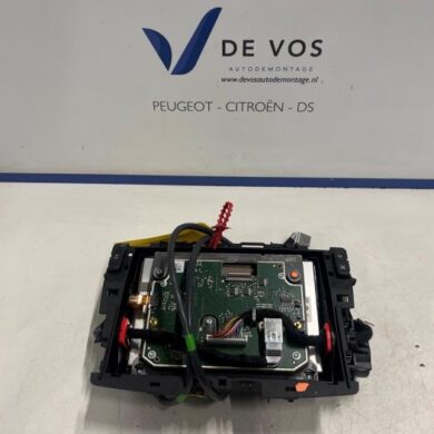 Peugeot 5008 1.6 BlueHDi 115 Navigation display 2016 98045606ZD