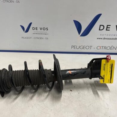 Peugeot 208 1.2 Vti 12V PureTech 75 Schokdemperpoot rechts-voor 2022 9831168080