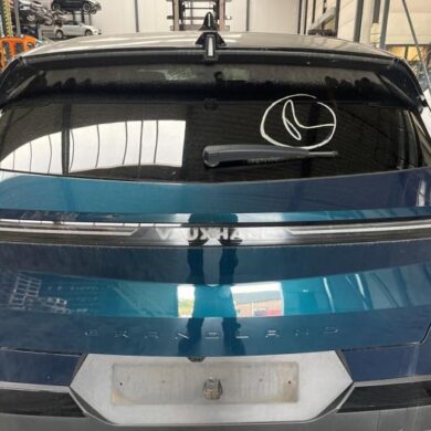 Opel Grandland X 1.2 Turbo 12V Hybrid 136 Tailgate 2025 1697156980