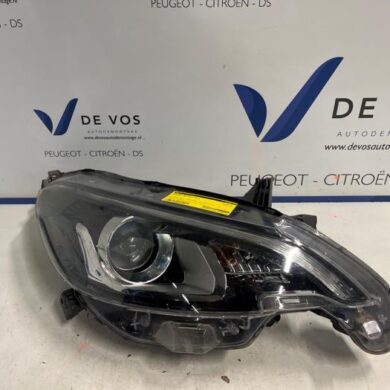 Peugeot 108 1.0 12V Headlight, right 2015 B000863280
