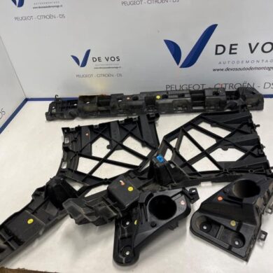 Opel Grandland X 1.2 Turbo 12V Hybrid 136 Bumperframe achter 2025 9847979580-9847979980-9847979780-9847979380-9847979180