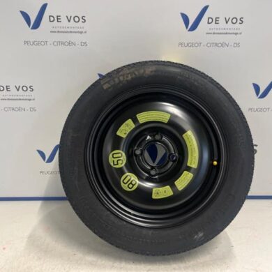 Peugeot 208 1.2 Vti 12V PureTech 100 Wheel + tyre 2020