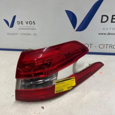 Peugeot 308 1.6 HDi 115 Achterlicht rechts 2016 9678093880