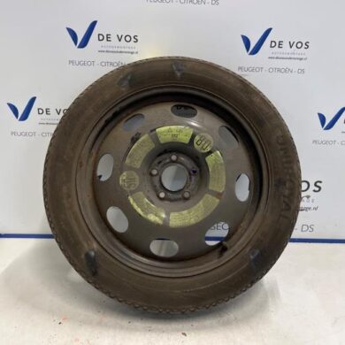 Peugeot 5008 1.2 12V e-THP PureTech 130 Wheel + tyre 2018
