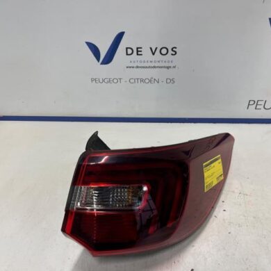 Opel Grandland X 1.2 Turbo 12V Taillight, right 2019 YP00098280