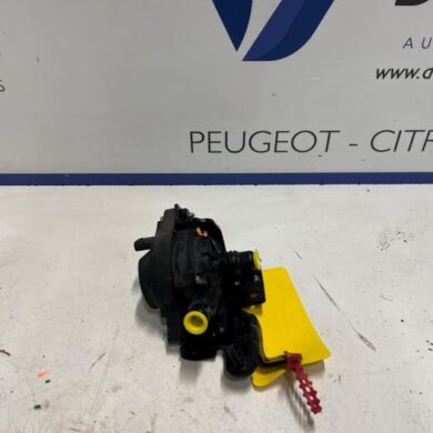 Citroen C4 1.2 Hybrid 145 Additional water pump 2025 9857212180