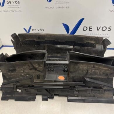 DS Automobiles DS4  Air funnel 2024 9855653580-9857184080