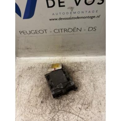 Citroen XM  Remklauw (Tang) links-achter THY 1999 95661797