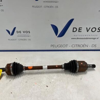 Peugeot 2008  Aandrijfas links-voor T3FF-PL7 2024 9854223780 20CX18