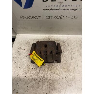Citroen Jumper 2.2 HDi 120 Euro 4 Remklauw (Tang) rechts-voor 4HU 2007 4401J9