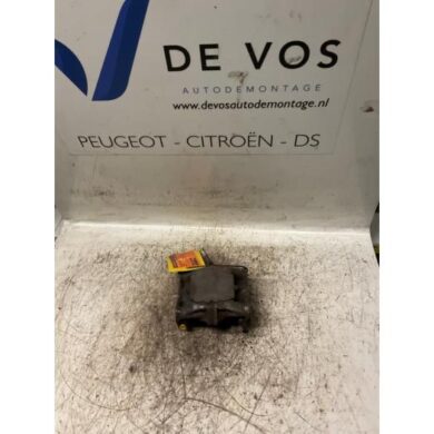 Citroen Xantia 2.0 HDi 90 Rear brake calliper, right RHY 2000 95651078