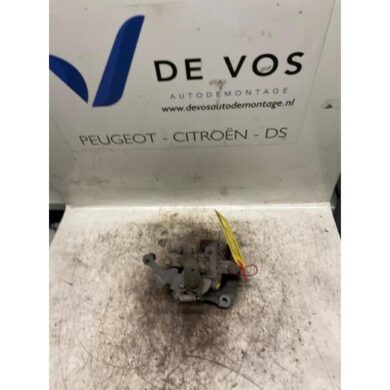 Citroen Berlingo 1.6 Hdi 16V 90 Rear brake calliper, right 9HX-9HX9H03 2009 4402F6
