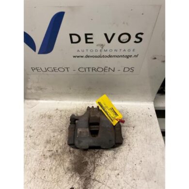 Peugeot 3008 1.6 VTI 16V Remklauw (Tang) rechts-voor 5FW 2010 4401N9